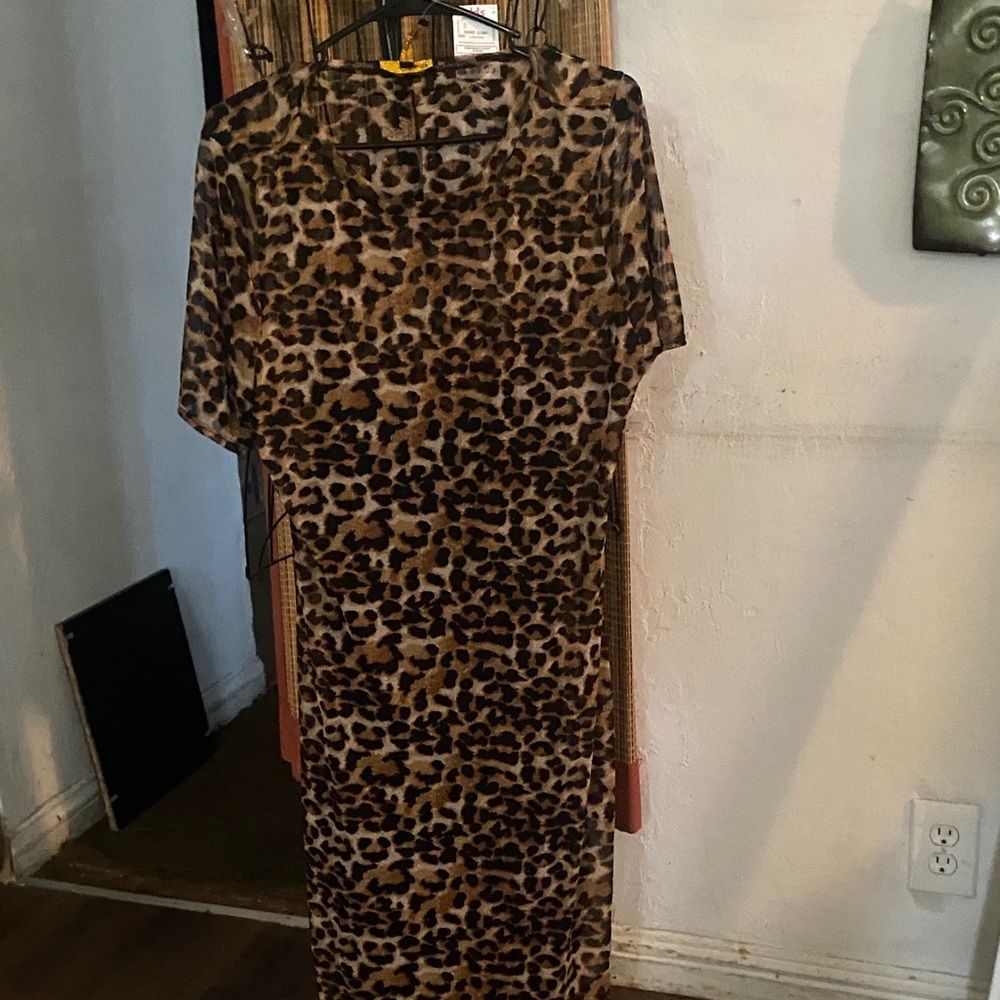 Leopard Print Short-Sleeve Bodycon Dress - Brown/Black